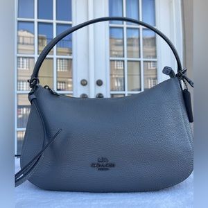 Coach Shoulder bag 🧸